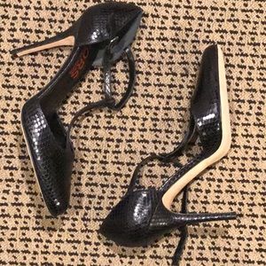 Michael Kors black shoes size 8.5